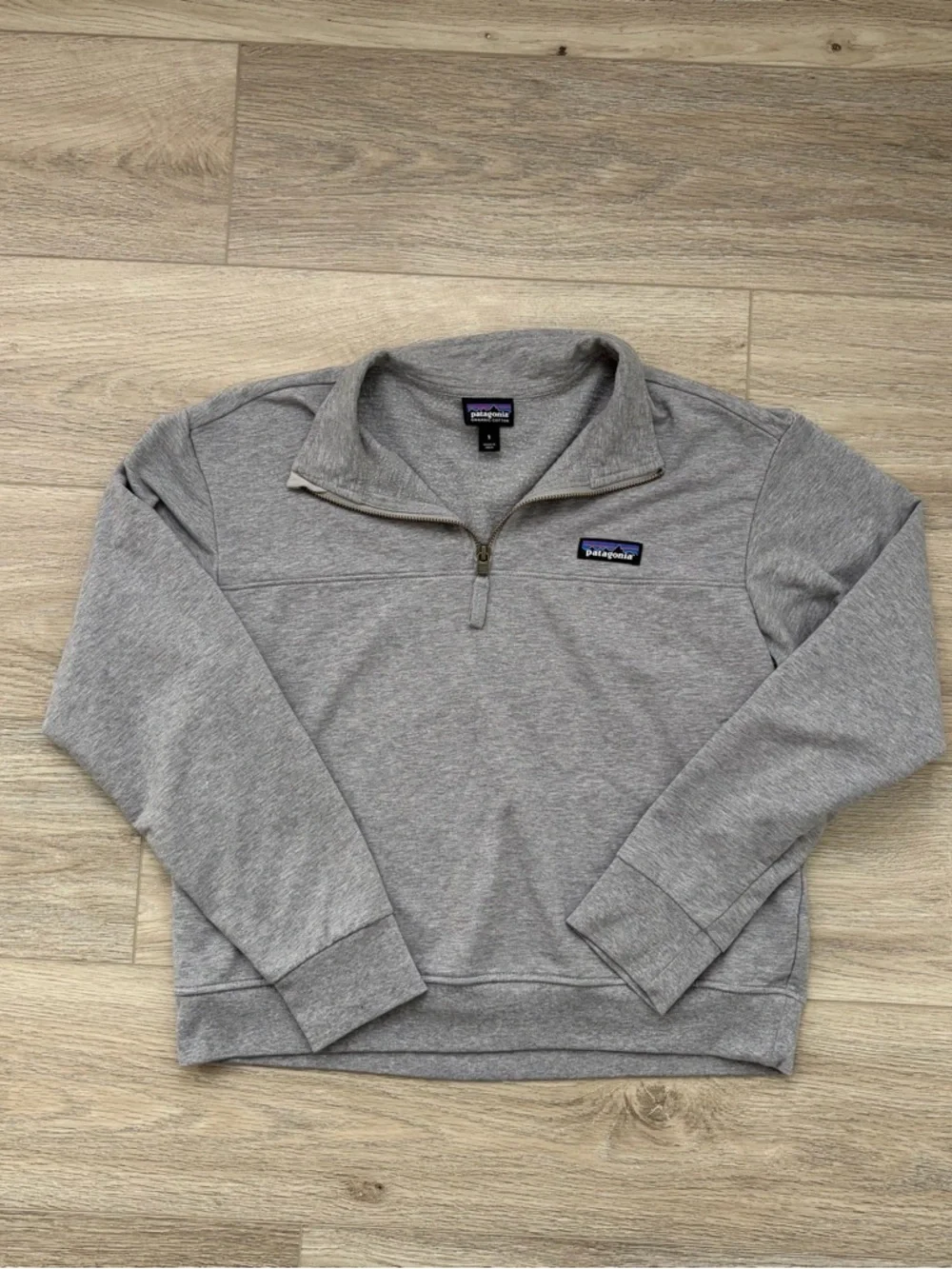 Patagonia Women's Ahyna Half-Zip Pullovert Sweatshirt - Picture 2 of 4